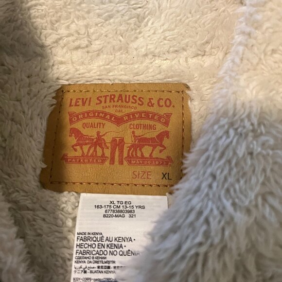Levi's Sherpa Denim Trucker Jacket (Y XL) - Picture 3 of 3